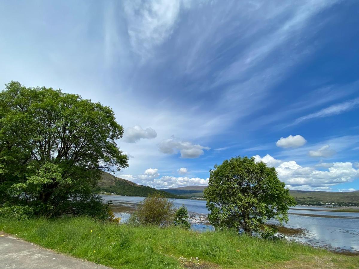 Waterfront Lodge - Accommodation Only Fort William Extérieur photo