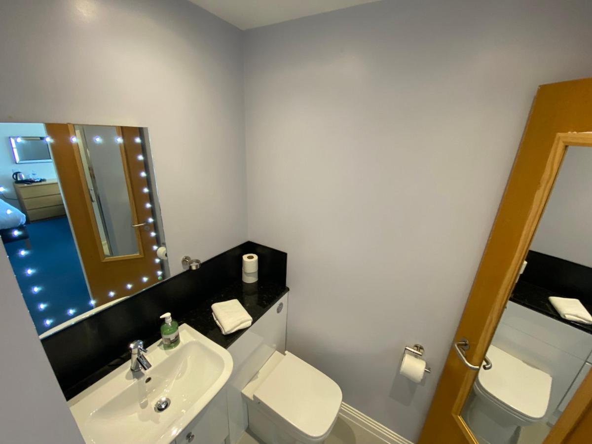 Waterfront Lodge - Accommodation Only Fort William Extérieur photo