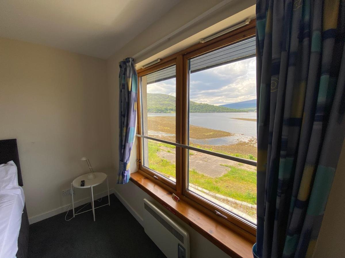 Waterfront Lodge - Accommodation Only Fort William Extérieur photo
