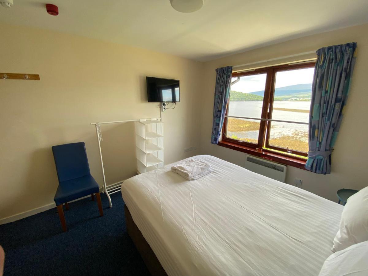 Waterfront Lodge - Accommodation Only Fort William Extérieur photo